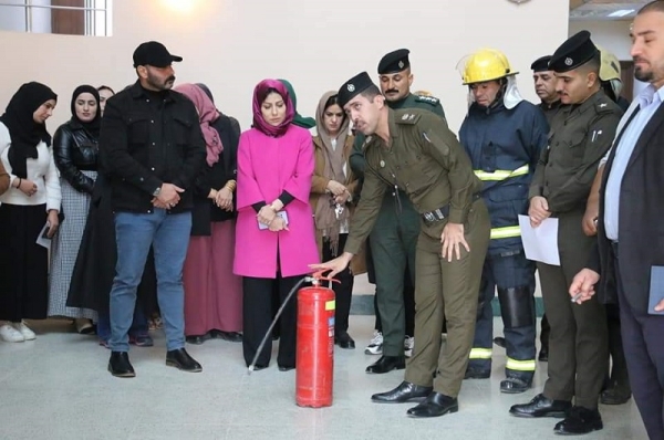 حفاظاً على سلامة الطلبة الأقسام الداخلية ...  جامعة كركوك تجري ممارسة على اعمال الدفاع المدني ومتطلبات السلامة في مجمع الأقسام الداخلية